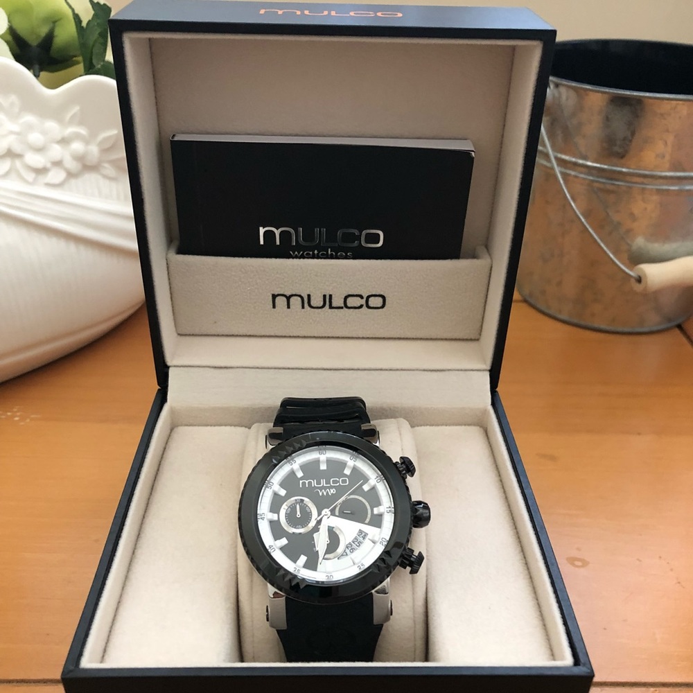 Mulco M10 Shark Quartz Chronograph Silicone Strap